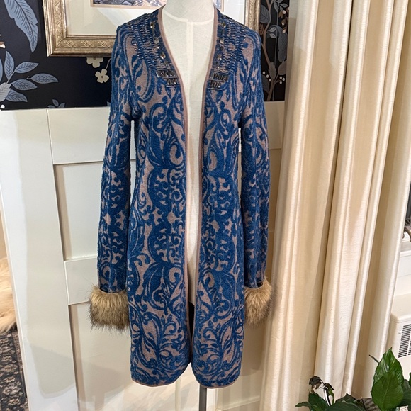 Chico's Sweaters - Chicos Blue and Beige flocked Patterned long Cardigan with Faux Fur Cuffs